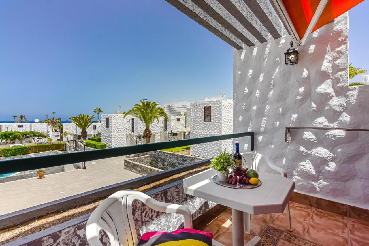 Apartment Apart America - 150 Meters From The Beach, Free Wi-Fi أرونا المظهر الخارجي الصورة