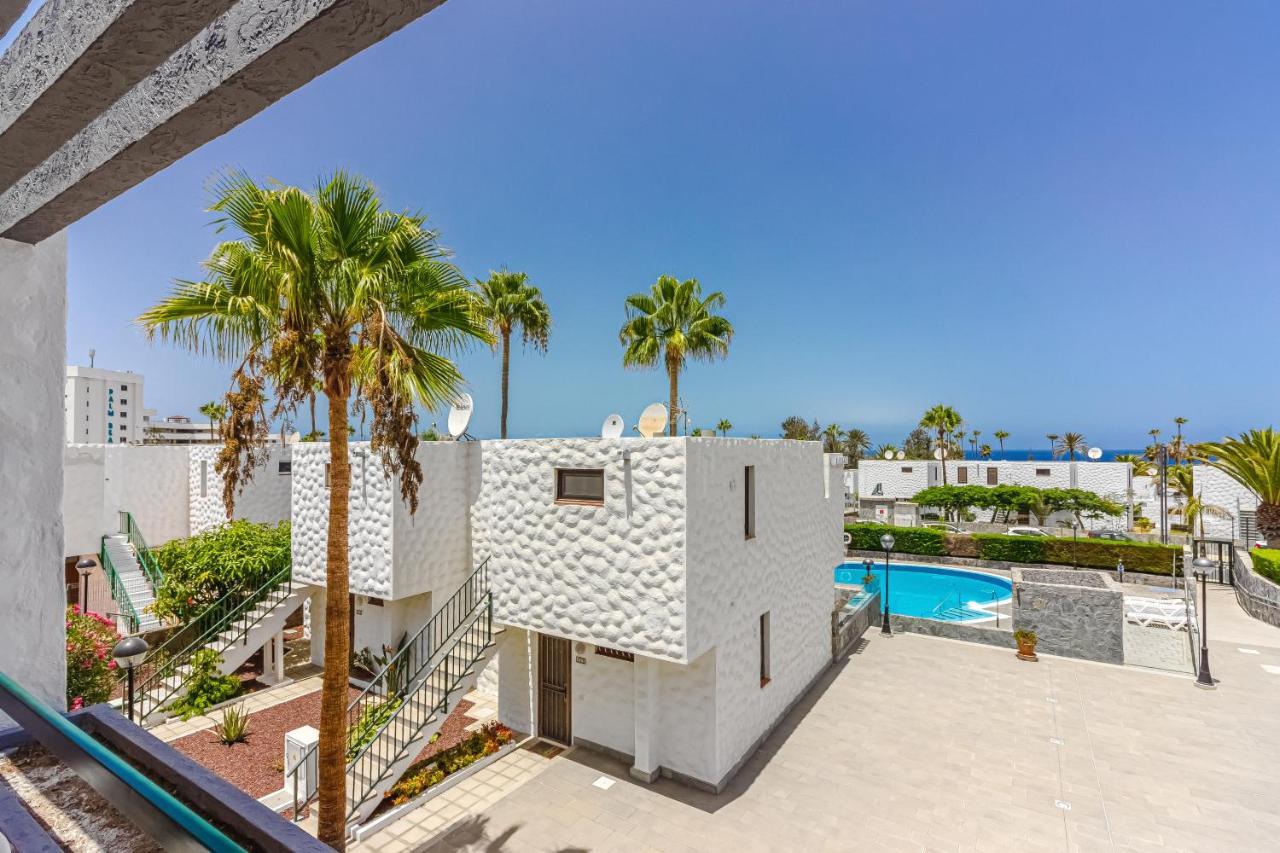 Apartment Apart America - 150 Meters From The Beach, Free Wi-Fi أرونا المظهر الخارجي الصورة
